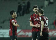 乐鱼体育地址-热刺外援助攻得分，领先比分