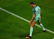 乐鱼体育中国官网-葡萄牙选手在游泳赛事中挺进决赛