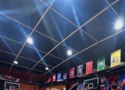 乐鱼体育网址-球场上绝技百出，帅气球星展现技压群雄的简单介绍