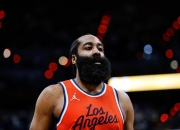 乐鱼体育官方-包含快船球员伤愈复出，球队整体实力增强的词条