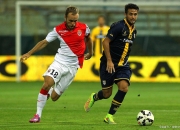 乐鱼体育app-摩纳哥客场告捷，力克对手取得胜利