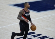 乐鱼体育网页版-快船逆转篮网，利拉德三分准