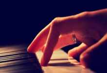 乐鱼体育网站入口-勇士逆境奋战，奇迹扳回一局，半决赛悬念引爆全场