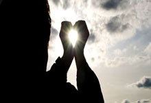 乐鱼体育网页版-凯尔特人主场再度展现强势，力挫猛龙队，激战中扳平系列战局