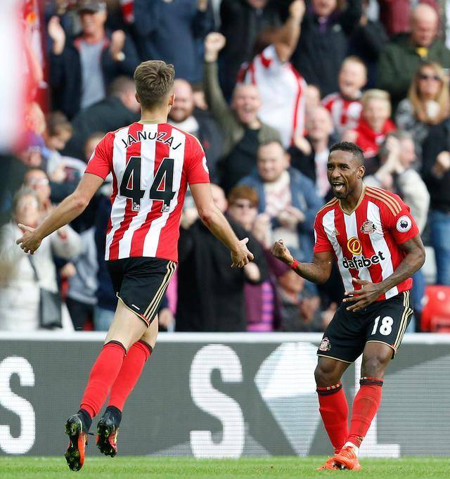 波兰足球超级联赛球员备战周末比赛严阵以待的简单介绍