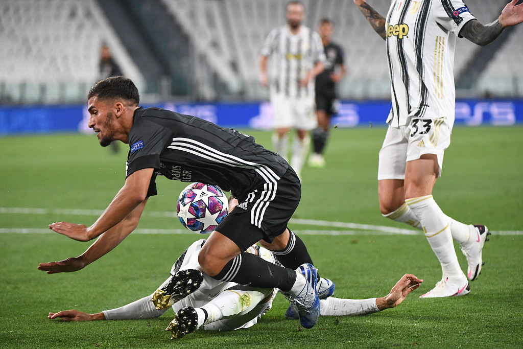 里昂致命失误,主场不敌对手,遭受惨败的简单介绍 里昂致命失误,主场不敌对手,遭受惨败的简单介绍