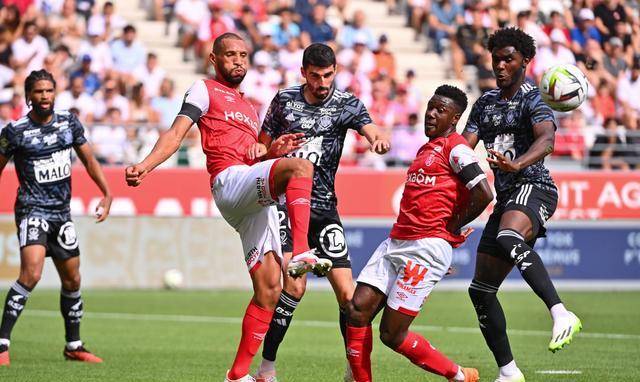 包含兰斯主场战平马赛,双方握手言和的词条 包含兰斯主场战平马赛,双方握手言和的词条