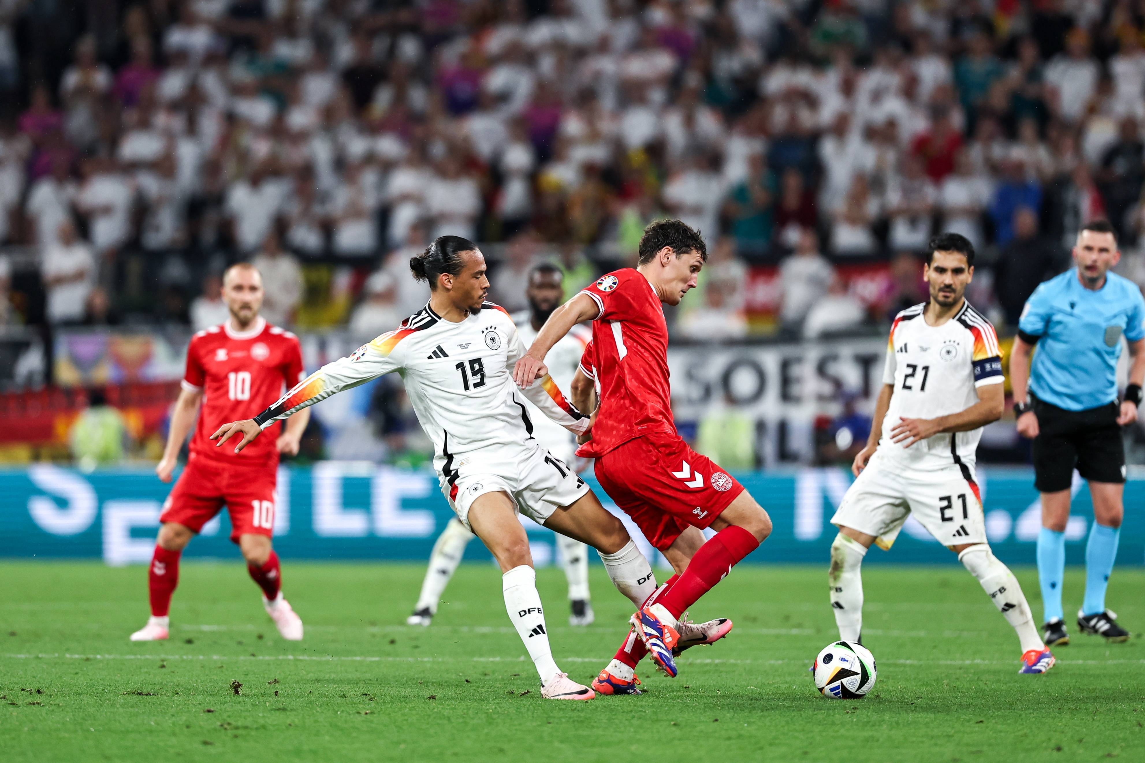 丹麦后卫入选欧洲杯最佳阵容