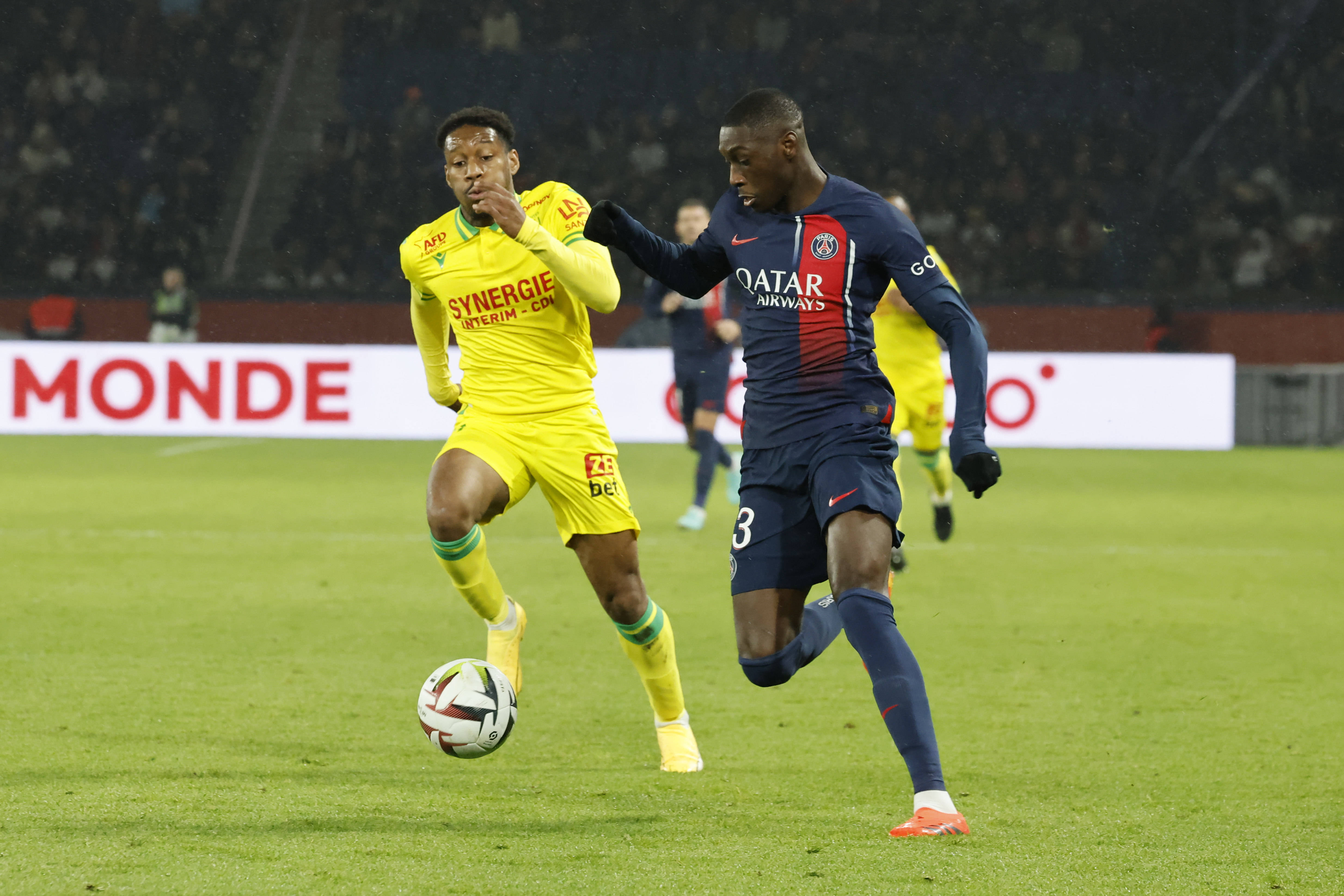 关于马赛客场挑战斯特拉斯堡：争夺欧战资格的信息