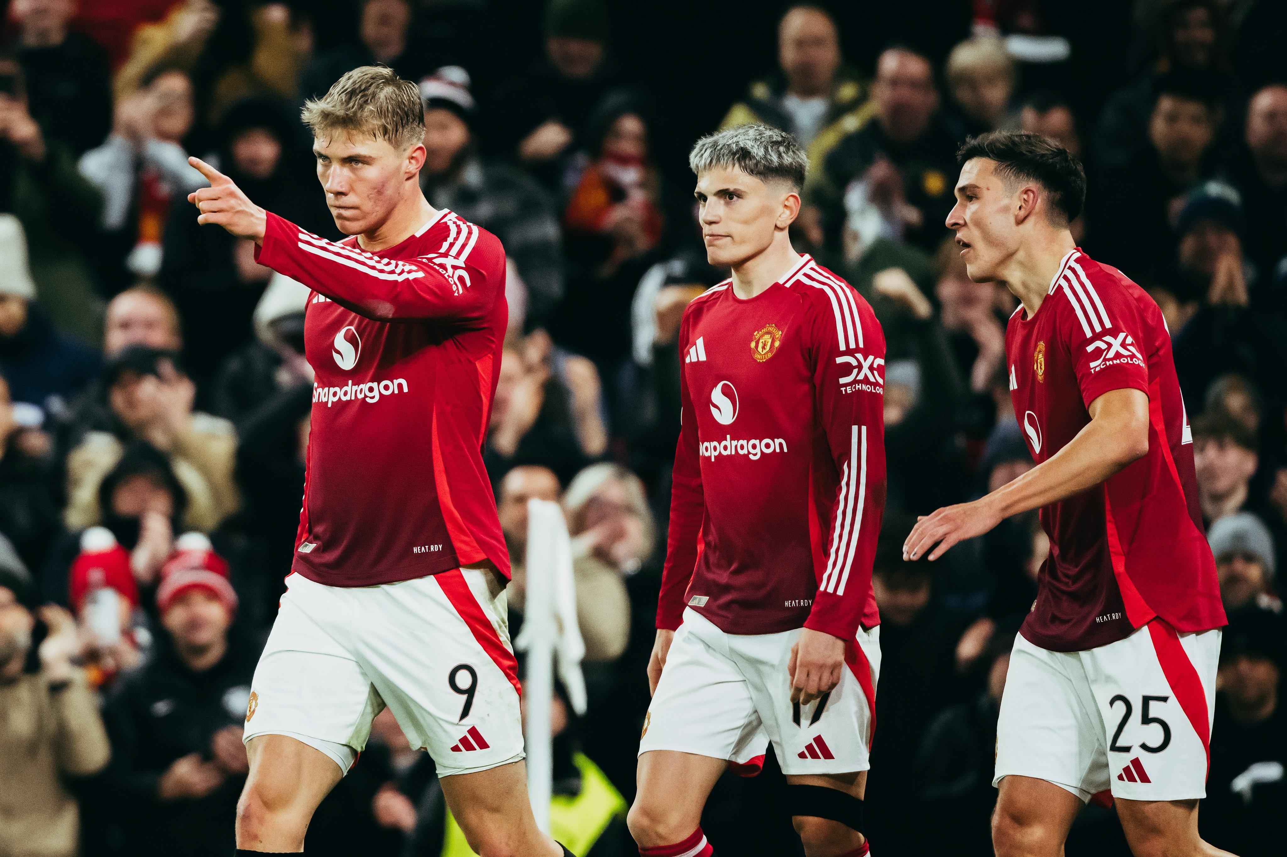 包含曼联连续不胜，士气受挫难以反弹的词条