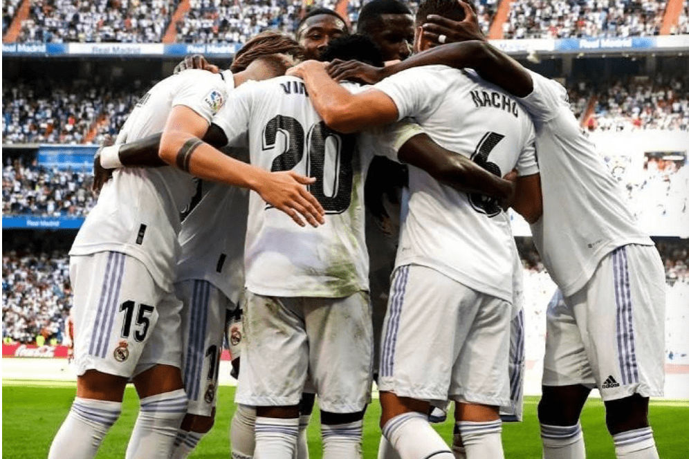 里昂主场大获全胜，积分榜上攀升至第二的简单介绍