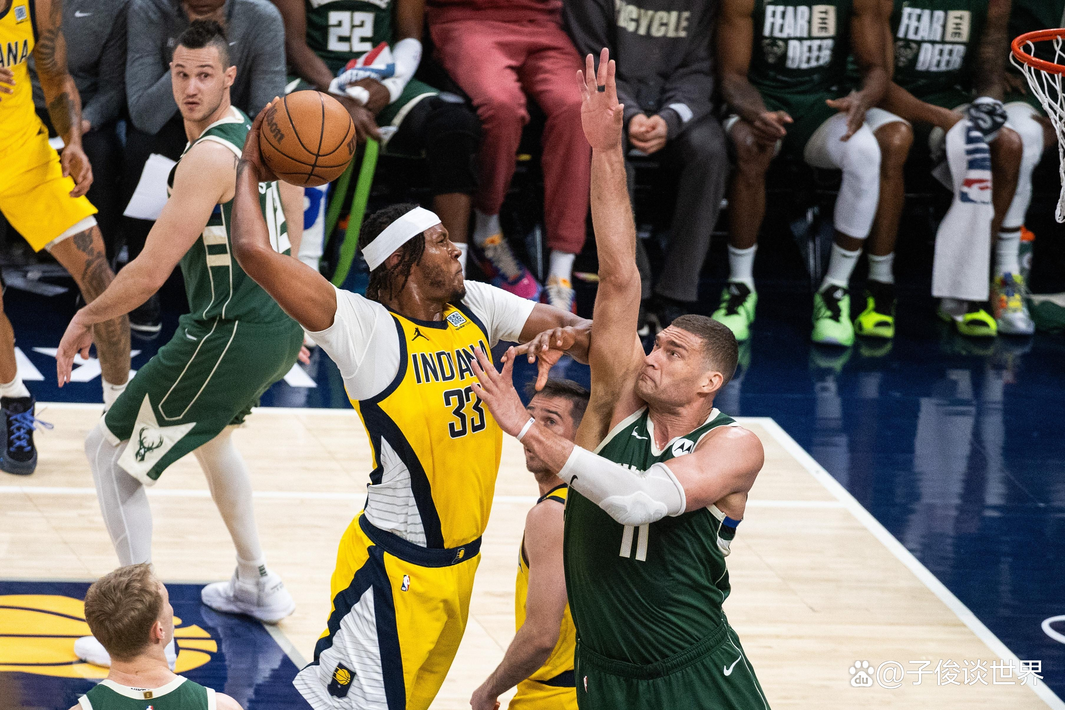 波特兰客场击败太阳，利拉德发挥出色