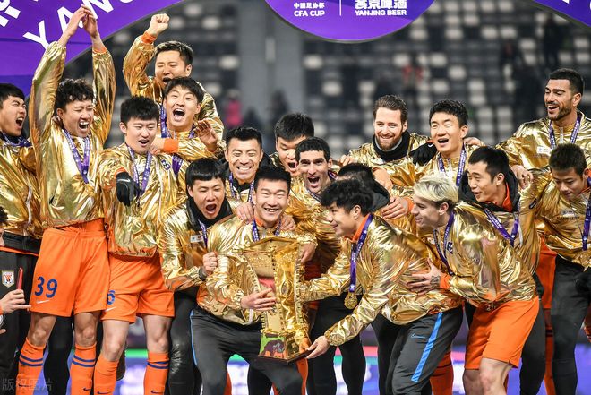 力挽狂澜球队奋力追平保住胜利的简单介绍